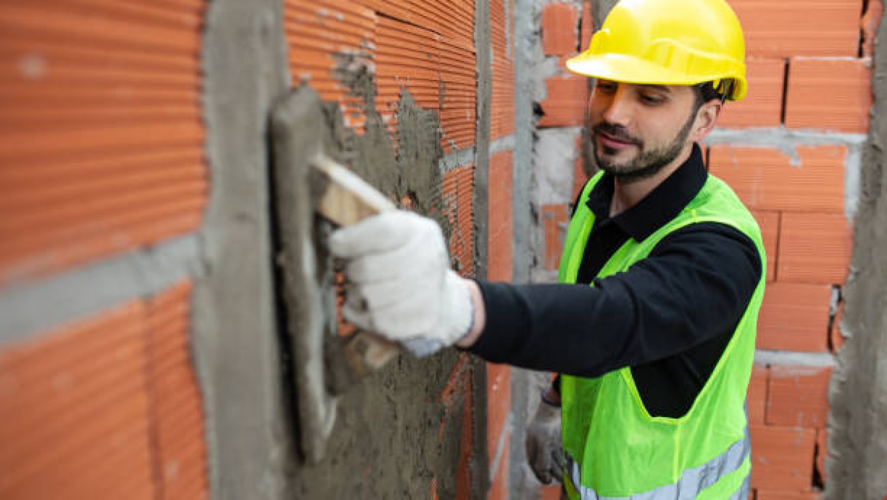 Sueldo de albañiles y trabajadores de la construcción hasta 2024